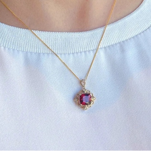 10k Gold Plated Cushion Cut Prong Set Simulated Red Ruby(Cz)Pendant Necklace - Picture 7 of 16